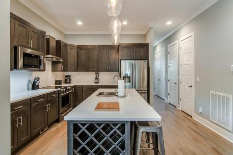 907b 32nd Ave, N Nashville TN 37209