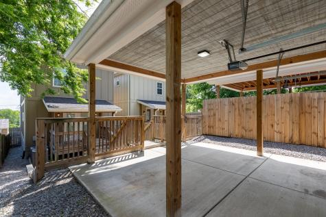 907b 32nd Ave, N Nashville TN 37209