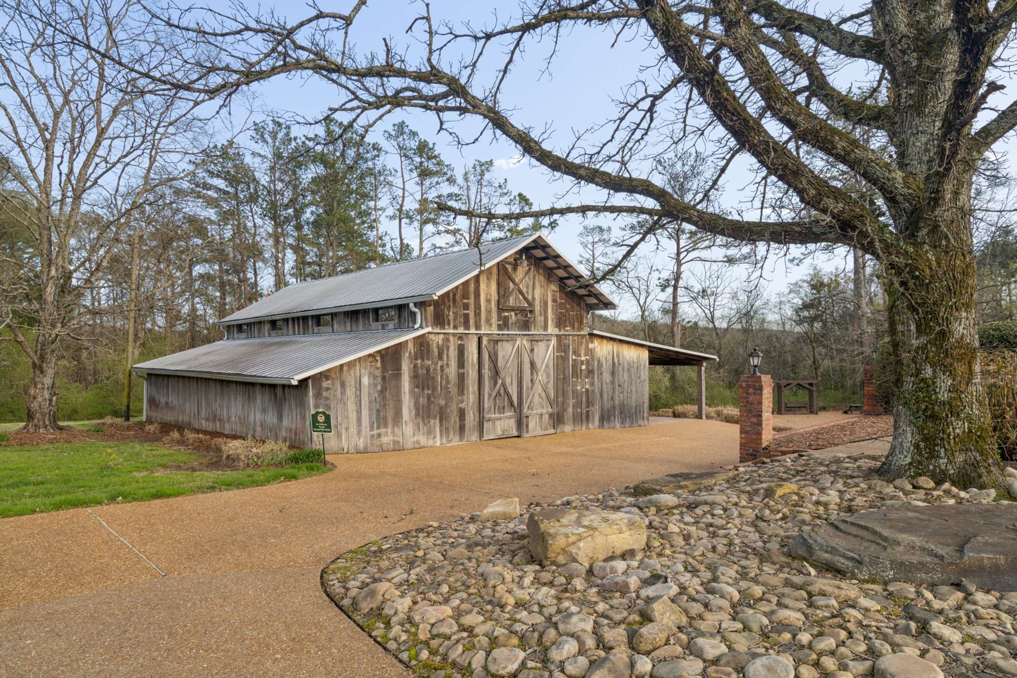 324 E Kingston Springs Road Kingston Springs TN 37082
