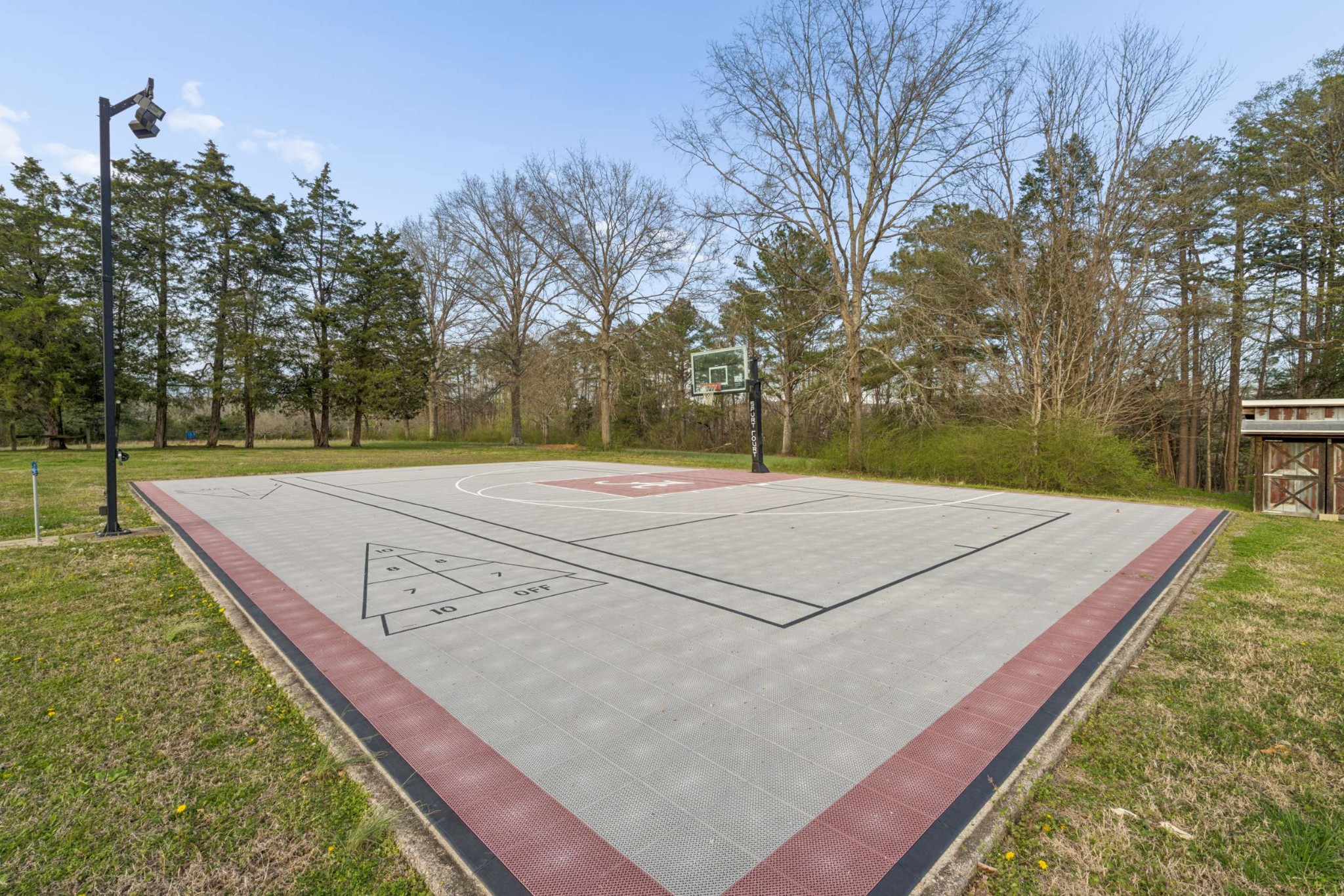 324 E Kingston Springs Road Kingston Springs TN 37082