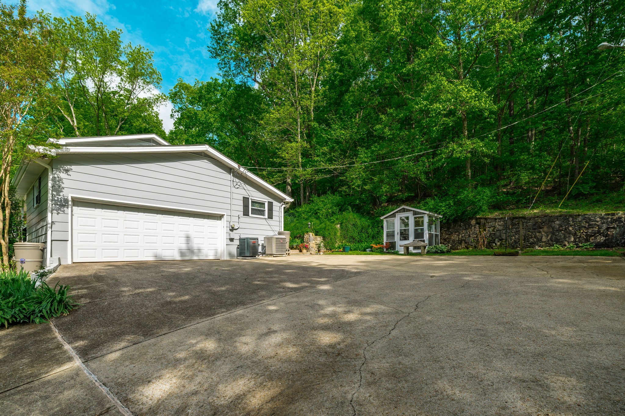 5215 Brick Church Pike Goodlettsville TN 37072