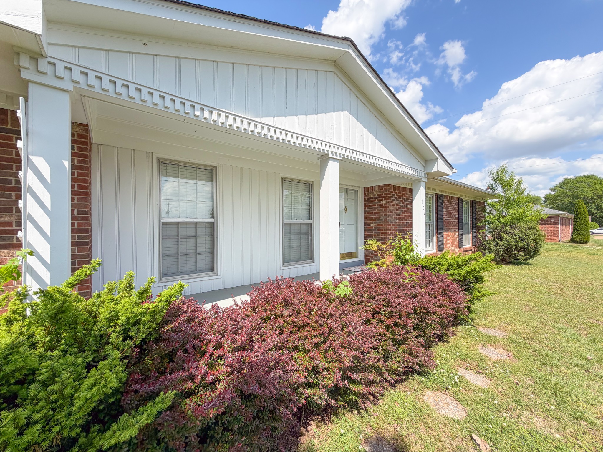 704 1st Street Lawrenceburg TN 38464