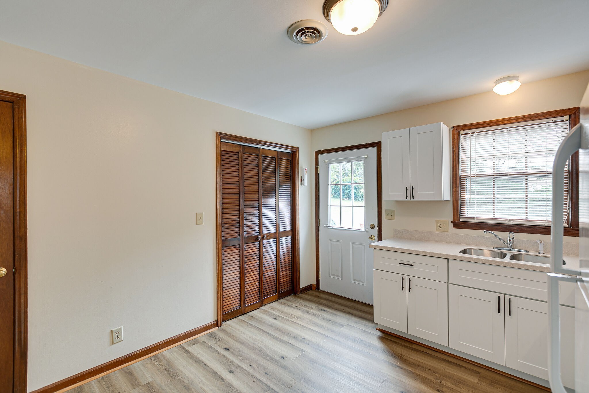 517 Woods Drive Columbia TN 38401
