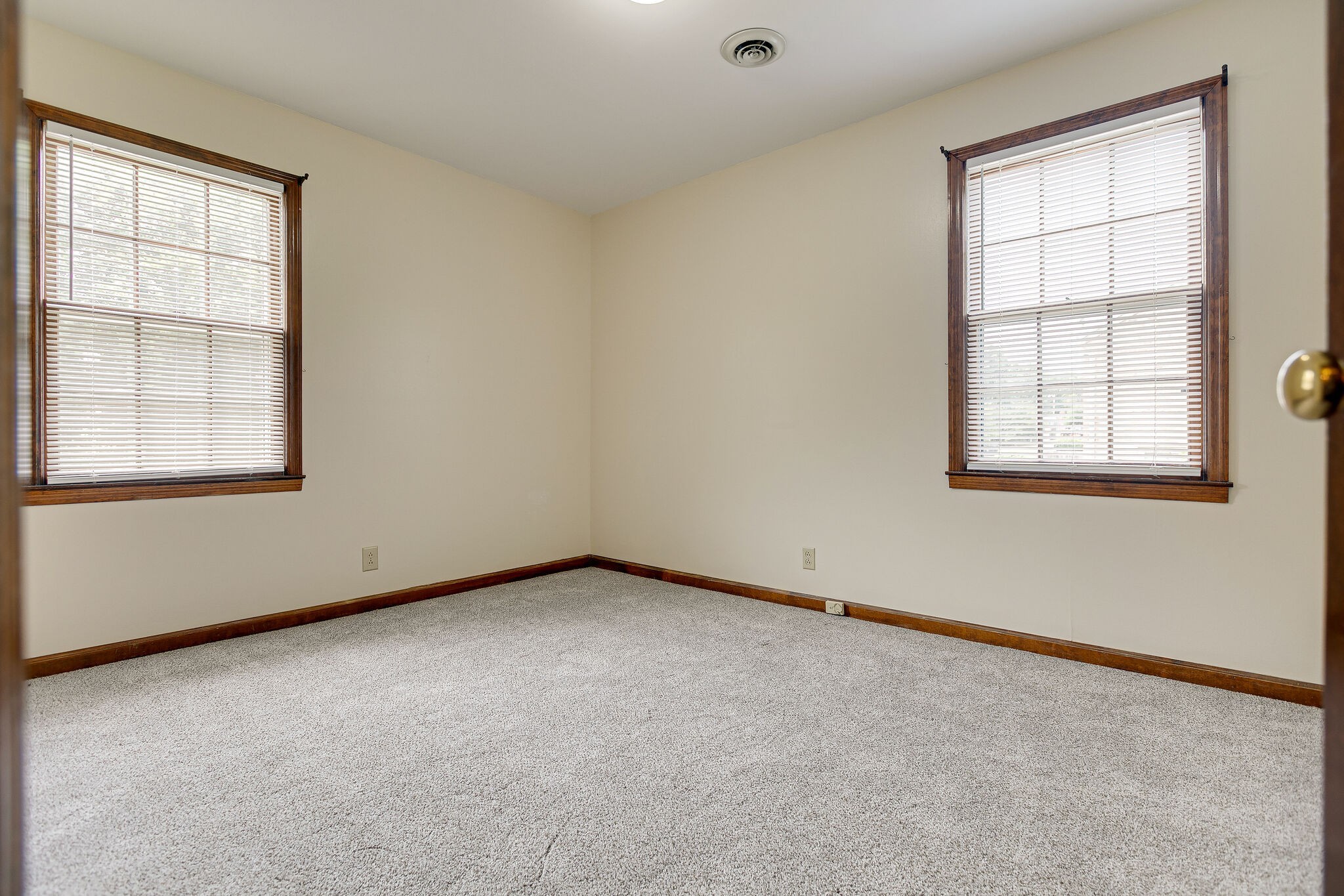 517 Woods Drive Columbia TN 38401