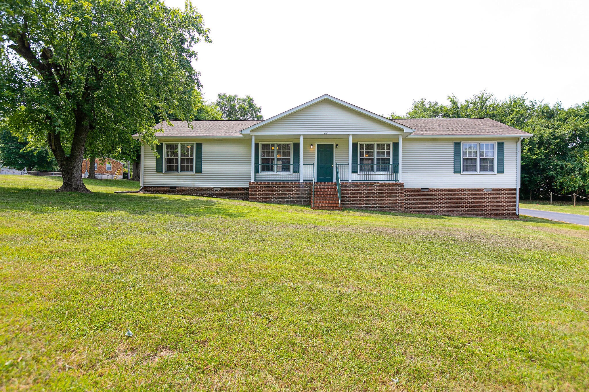 517 Woods Drive Columbia TN 38401