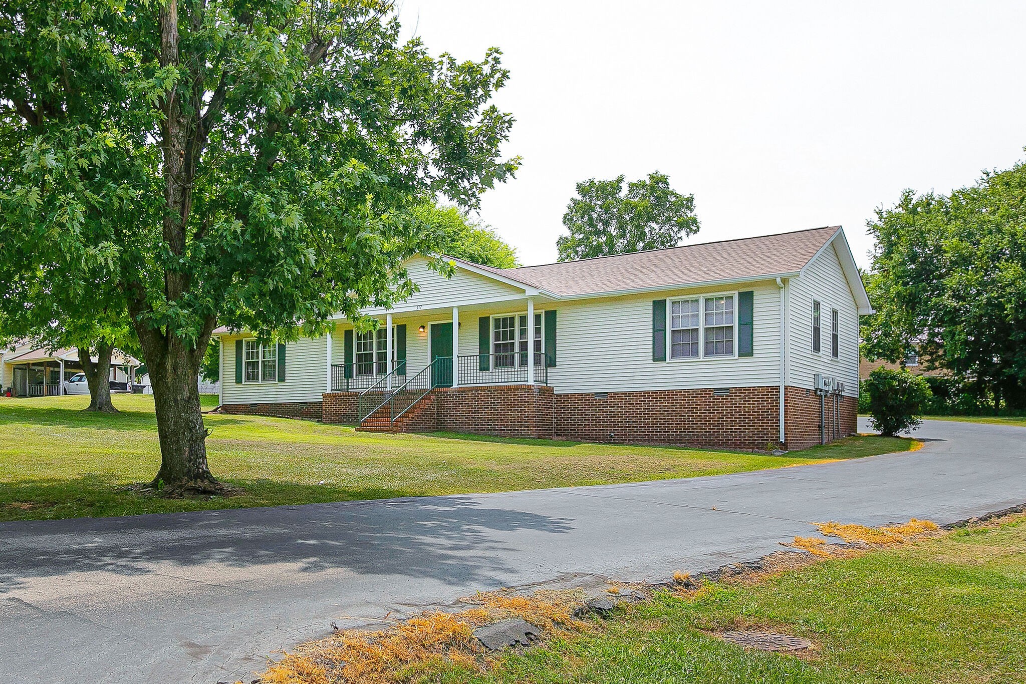 517 Woods Drive Columbia TN 38401