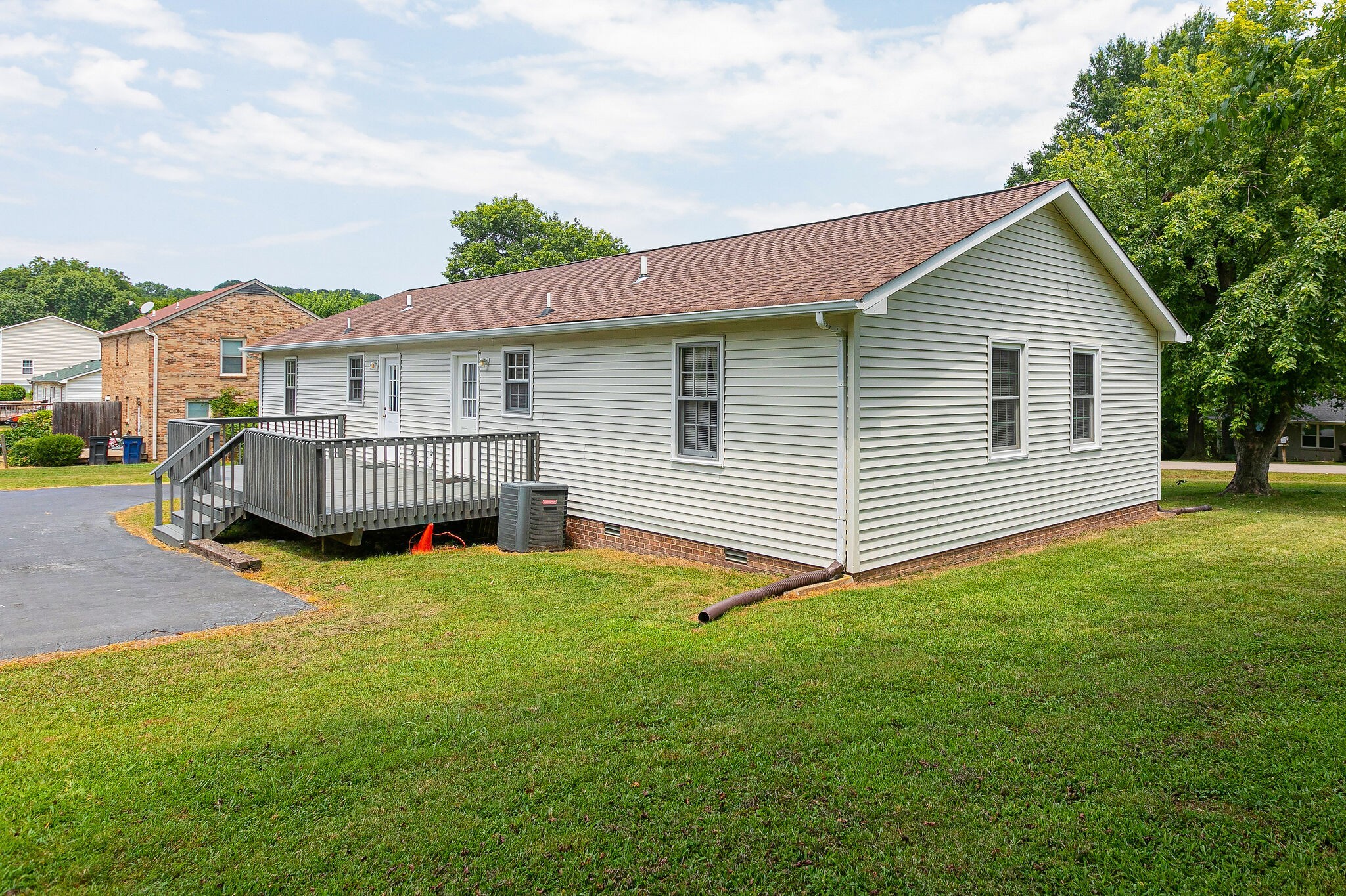 517 Woods Drive Columbia TN 38401