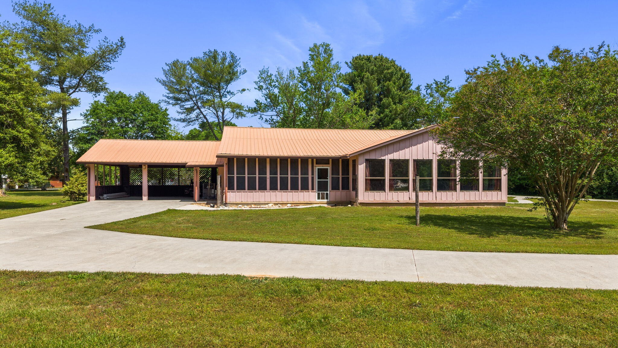 178 Carolina Avenue Delano TN 37325