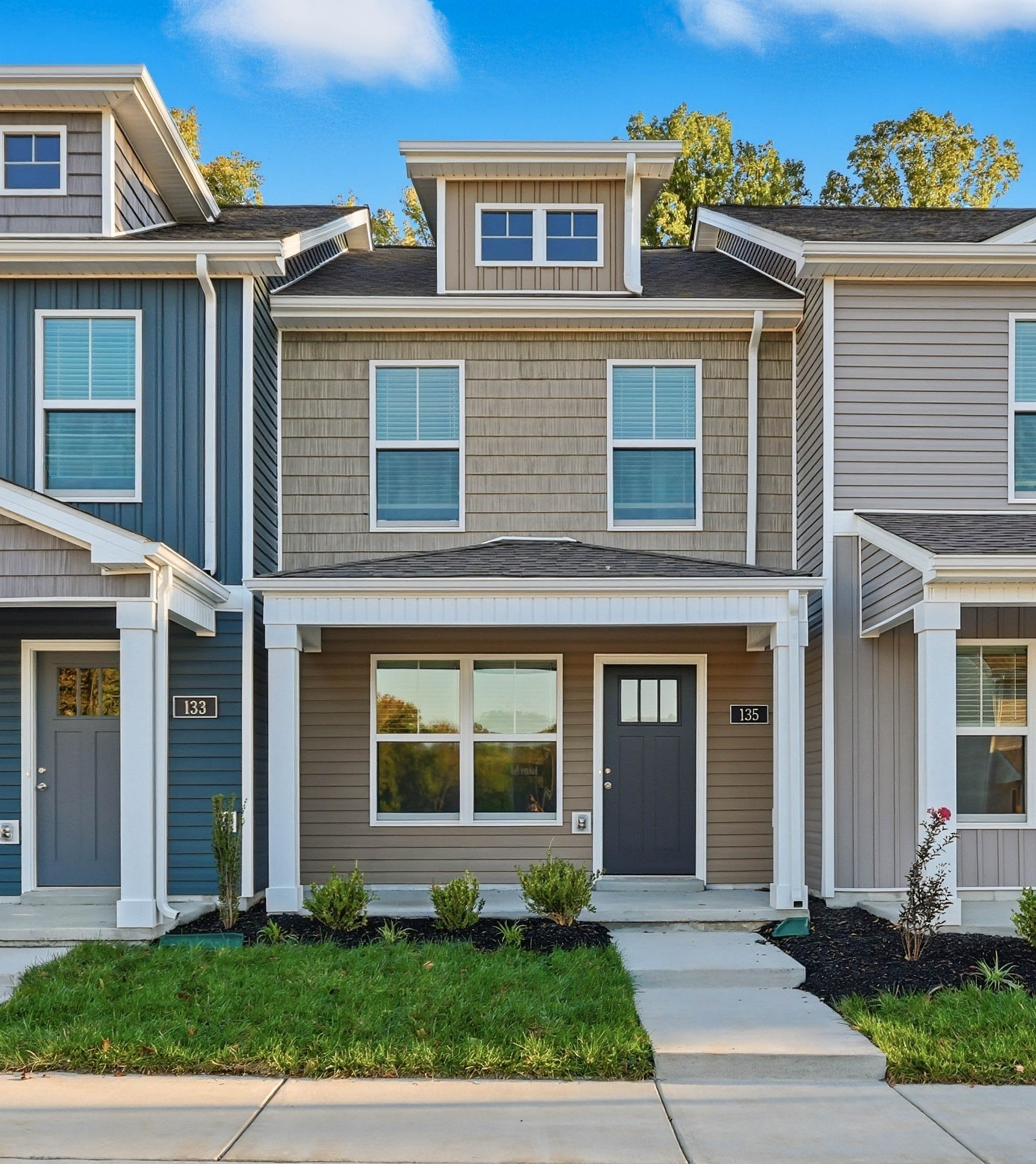 135 Quarry Point Drive Clarksville TN 37043