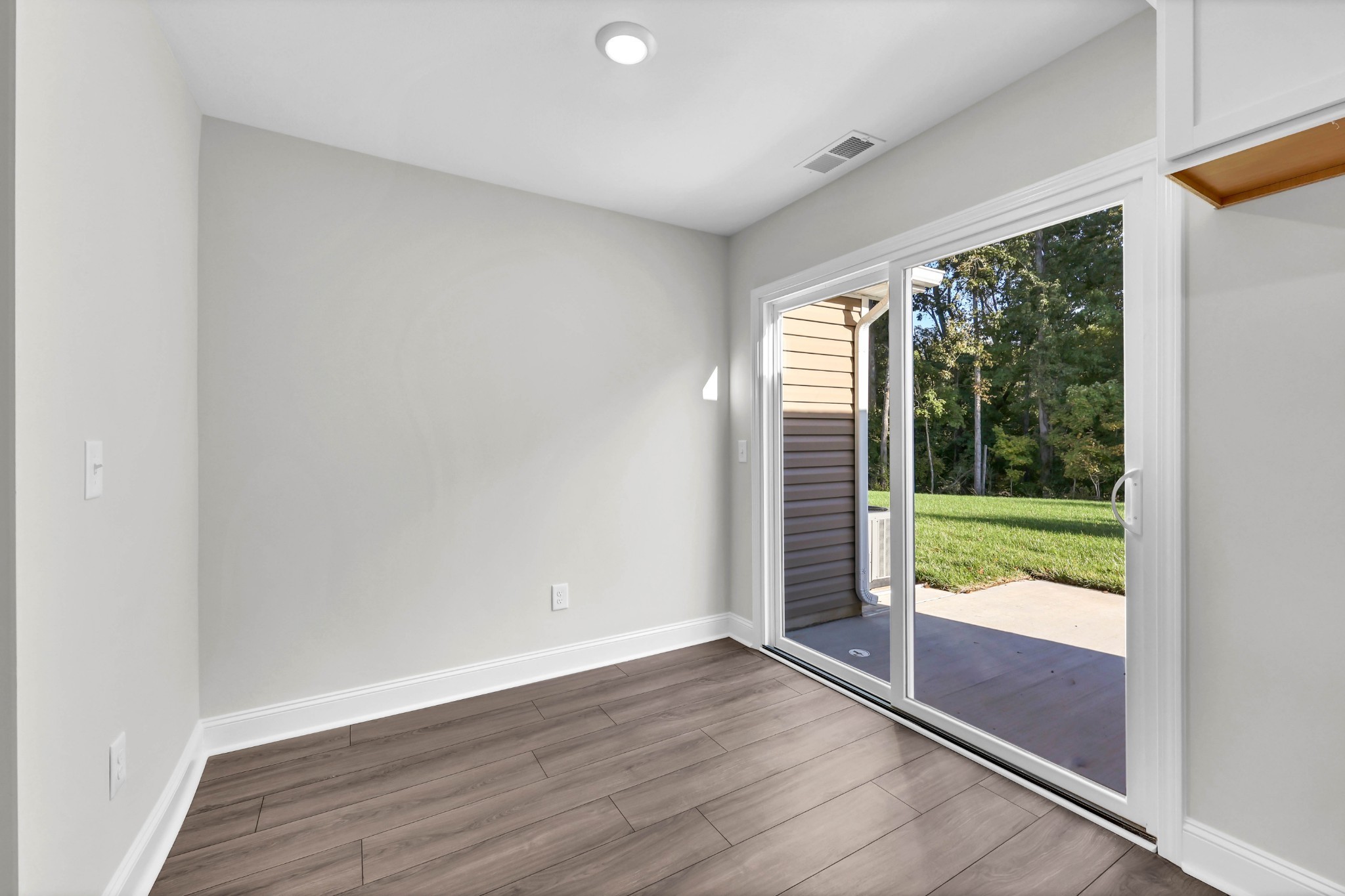 135 Quarry Point Drive Clarksville TN 37043