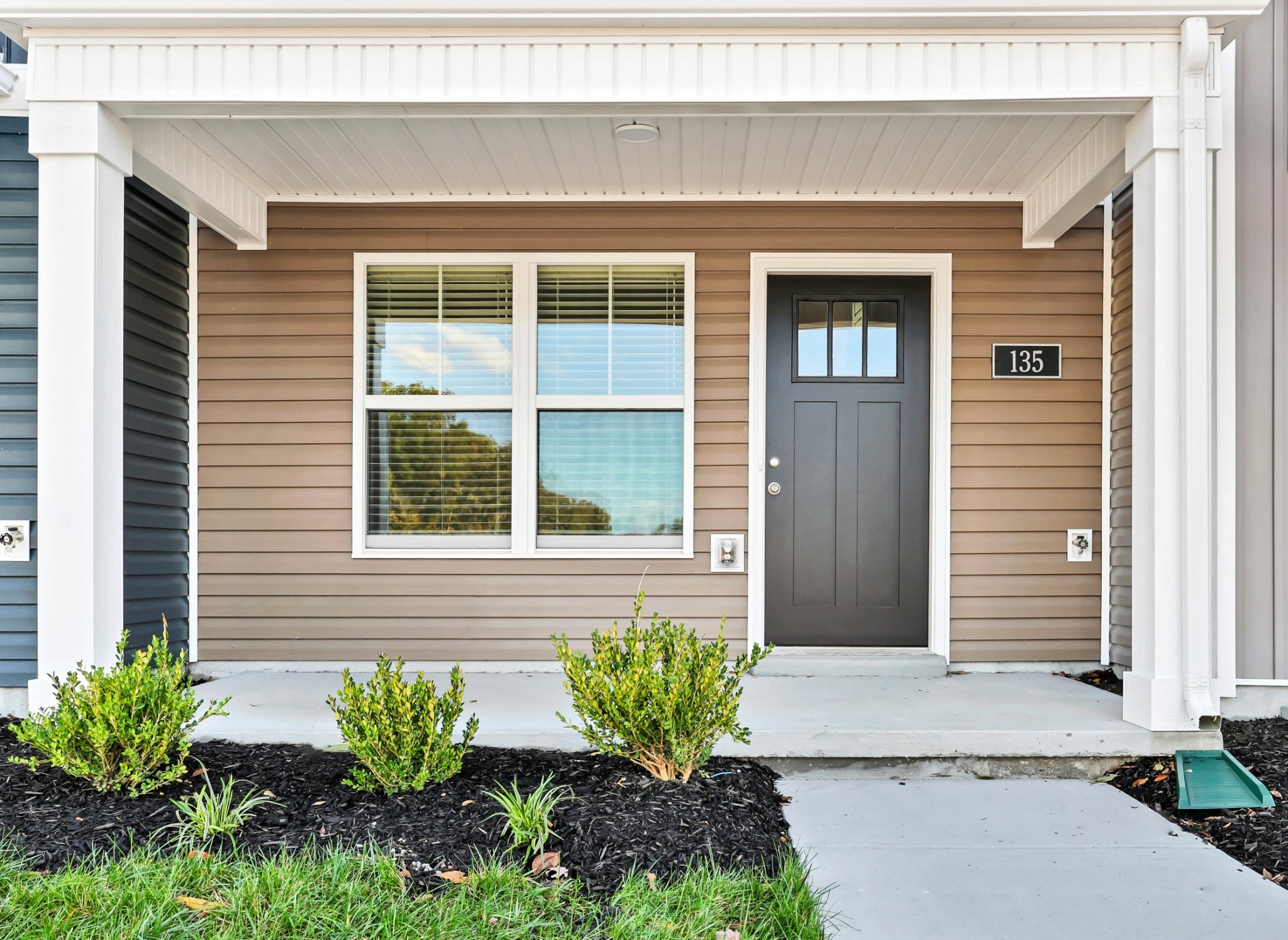 135 Quarry Point Drive Clarksville TN 37043