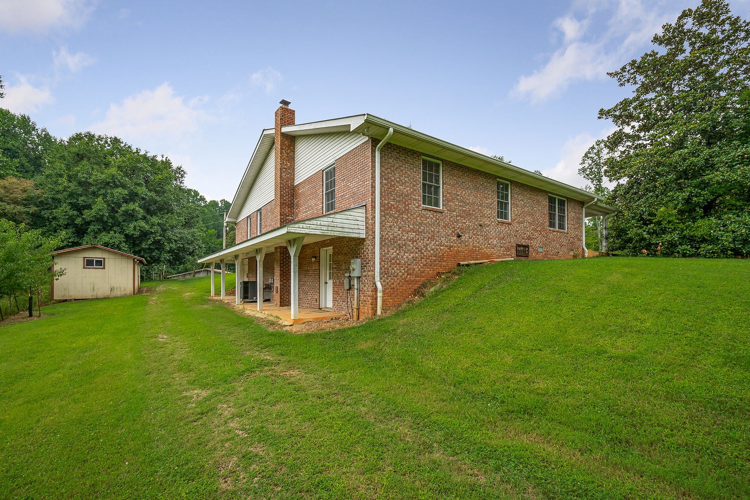 1790 Jamestown Highway Livingston TN 38570
