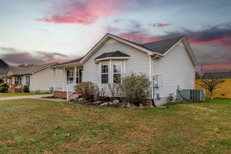 2403 Willow Drive Murfreesboro TN 37127