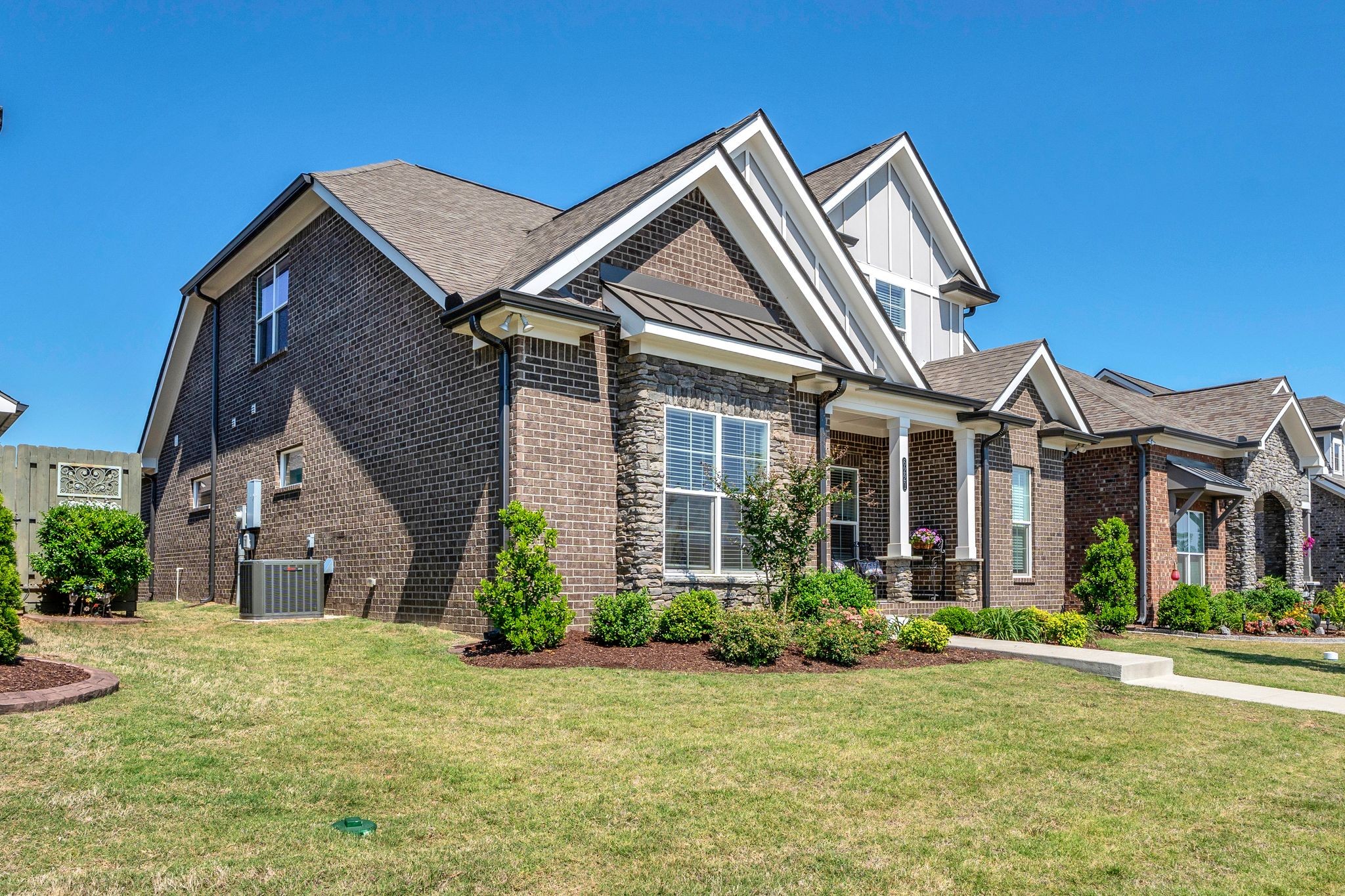 6221 Crawford Drive Hermitage TN 37076