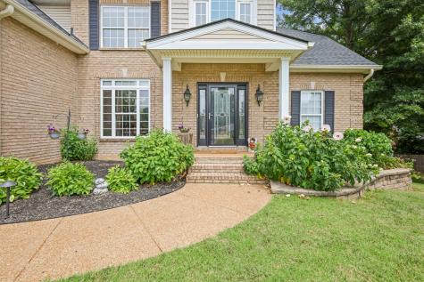 107 Luke Court Hendersonville TN 37075