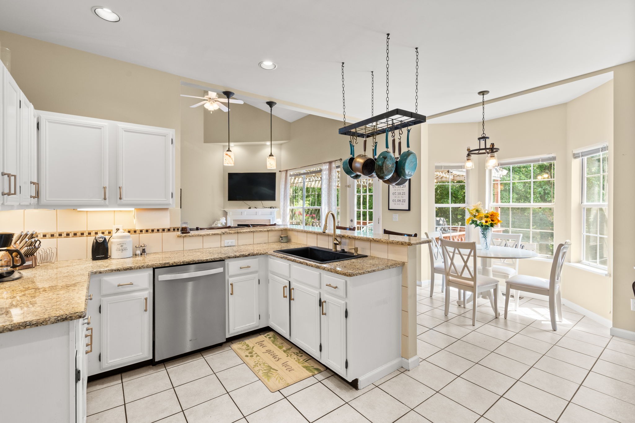 7129 Forrest Oaks Drive Nashville TN 37221