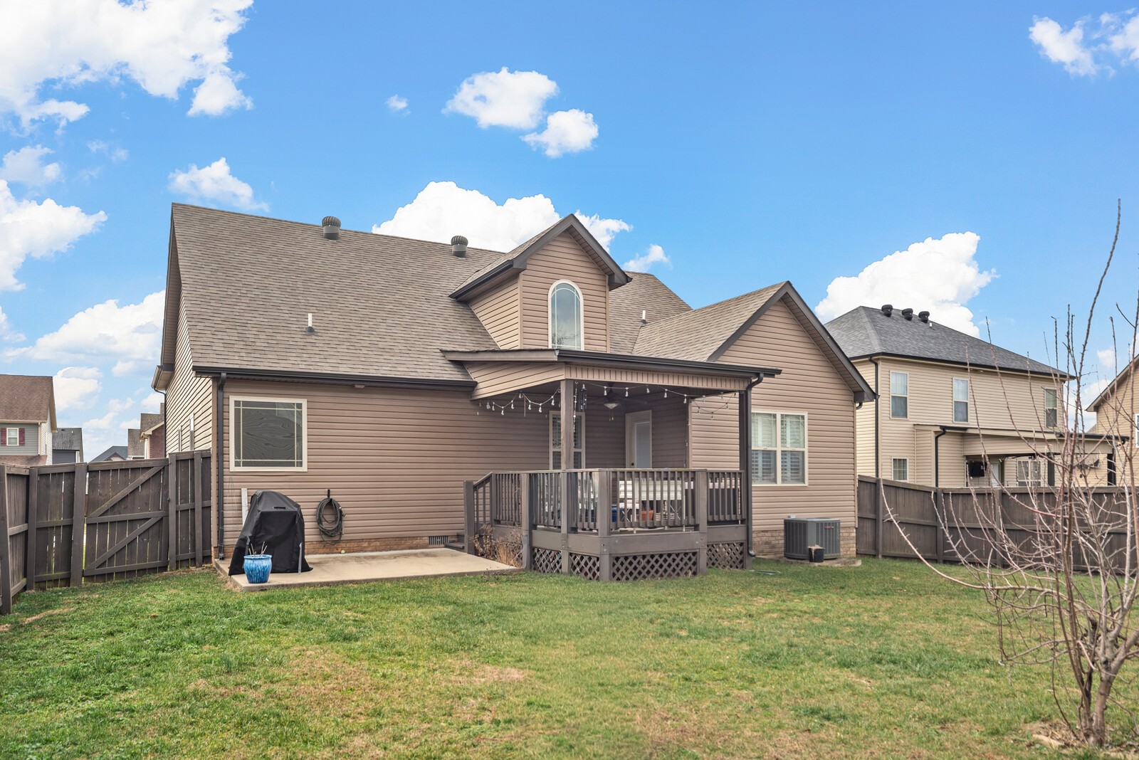 1047 Christian James Court Clarksville TN 37043