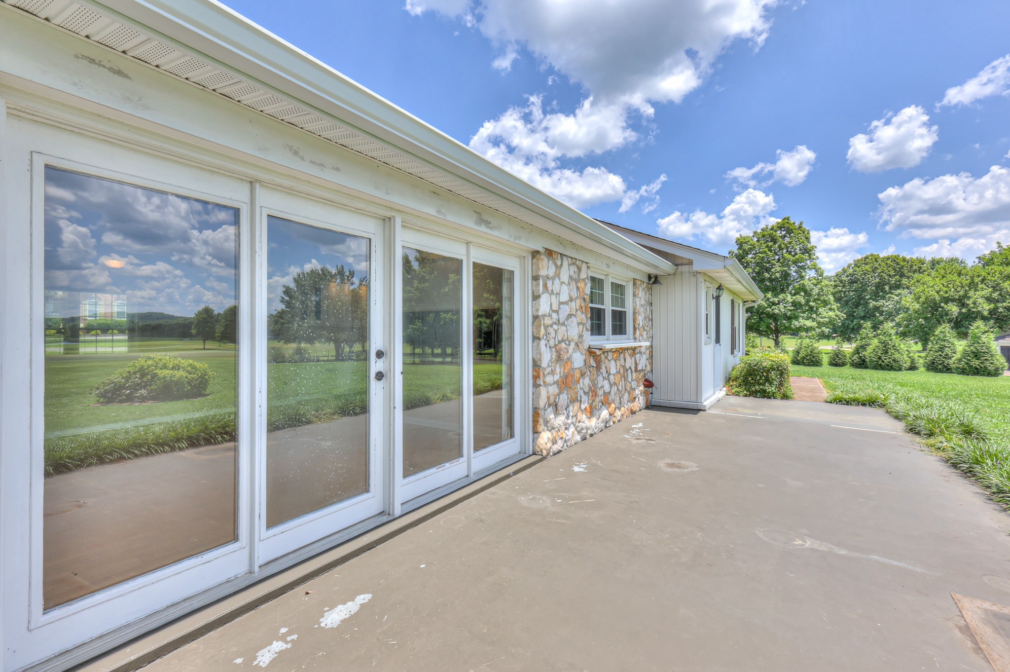 410 Riverbend Country Club Road Shelbyville TN 37160