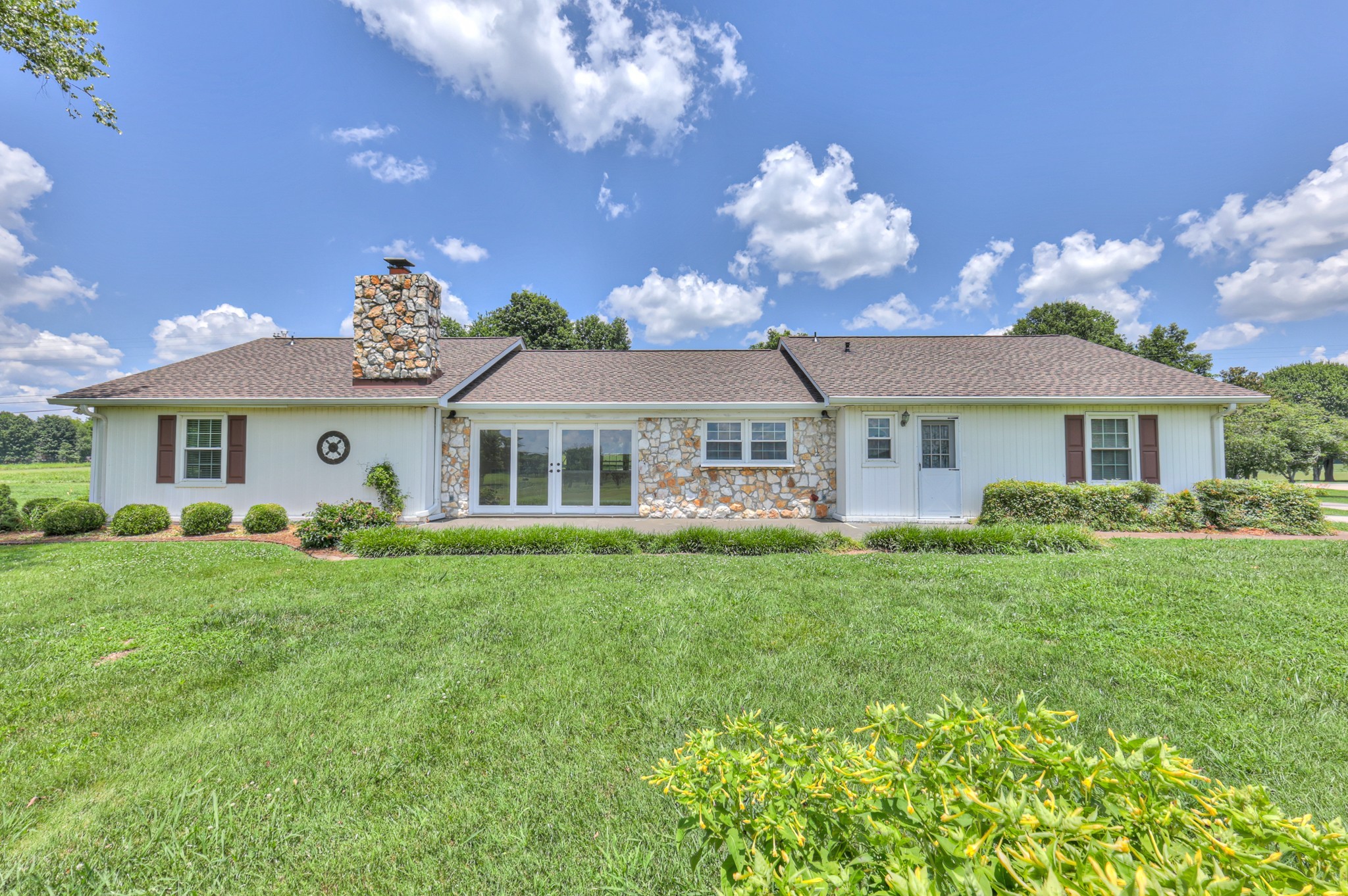 410 Riverbend Country Club Road Shelbyville TN 37160