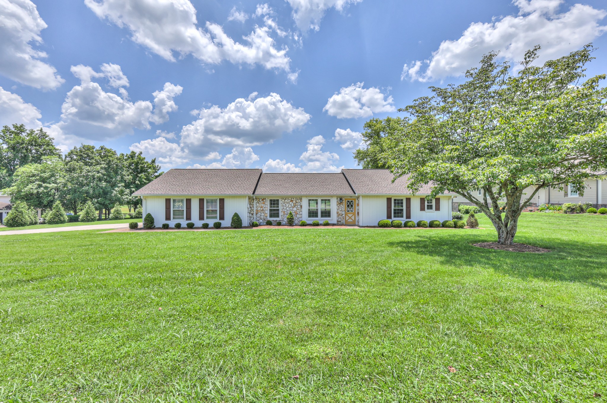 410 Riverbend Country Club Road Shelbyville TN 37160