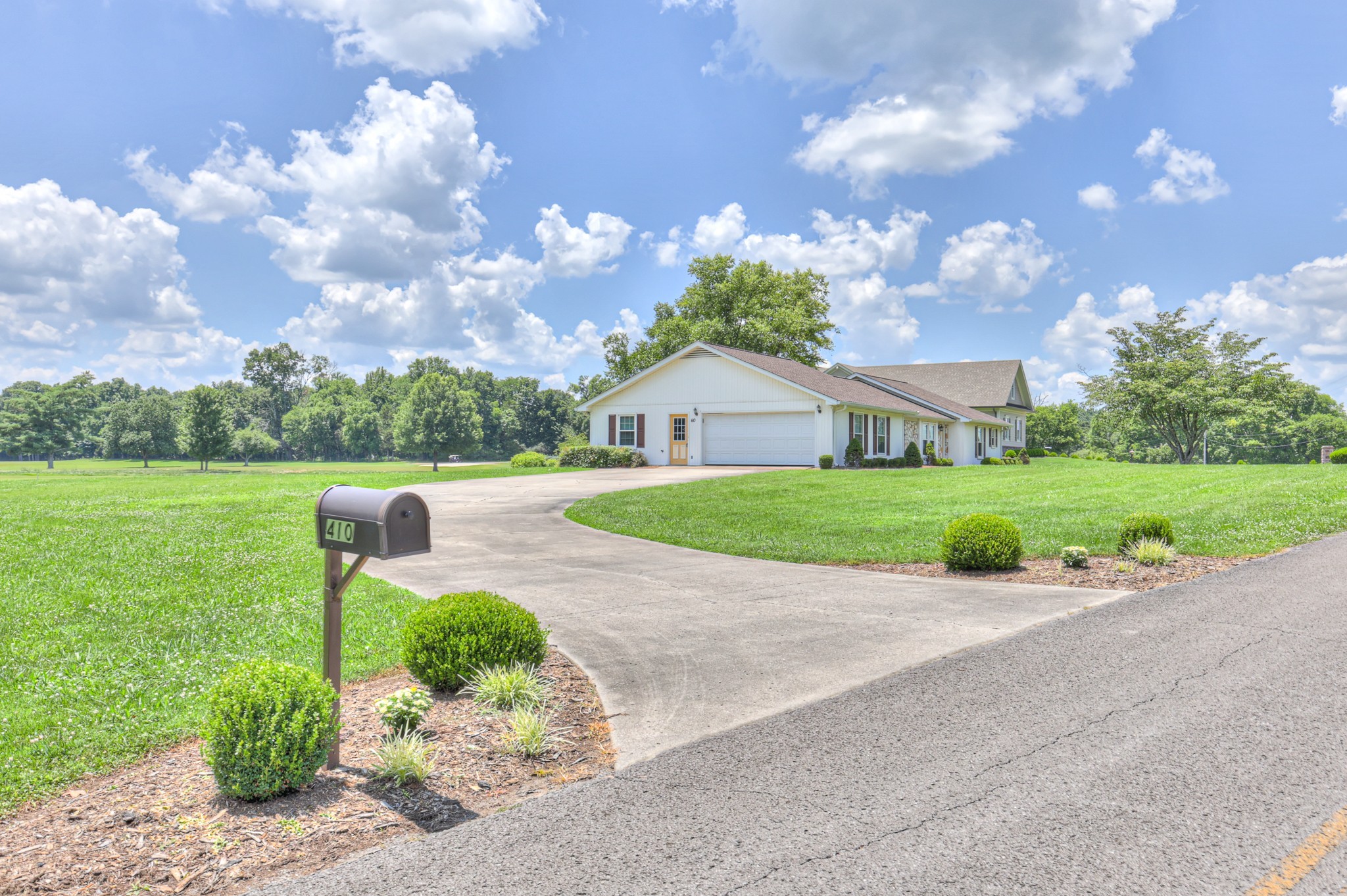 410 Riverbend Country Club Road Shelbyville TN 37160