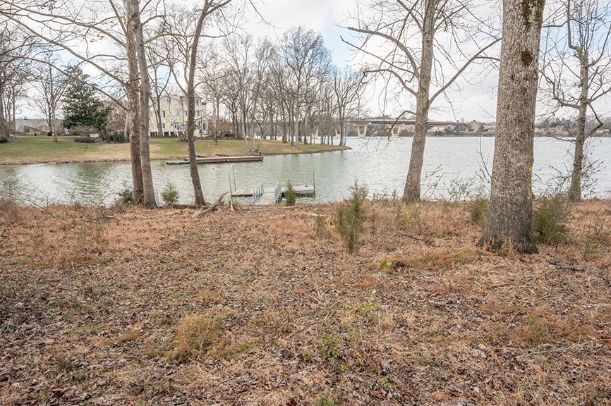 255 Cherokee Dock Road Lebanon TN 37087