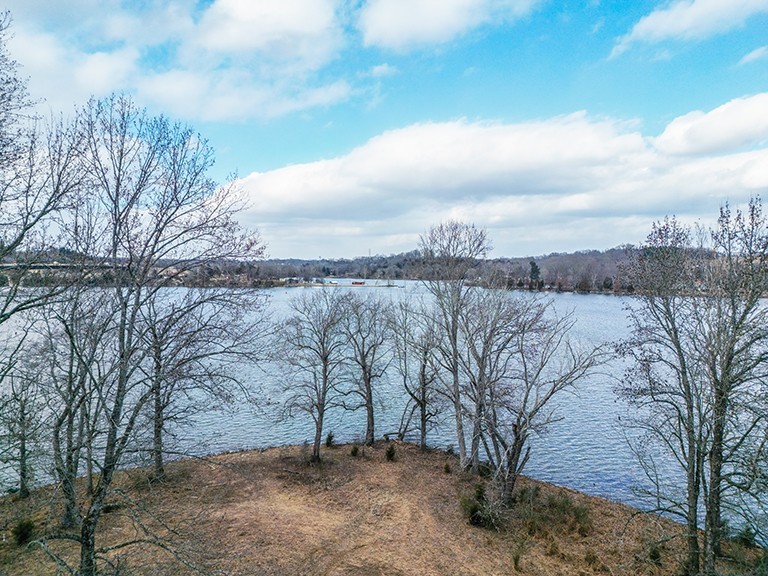 255 Cherokee Dock Road Lebanon TN 37087