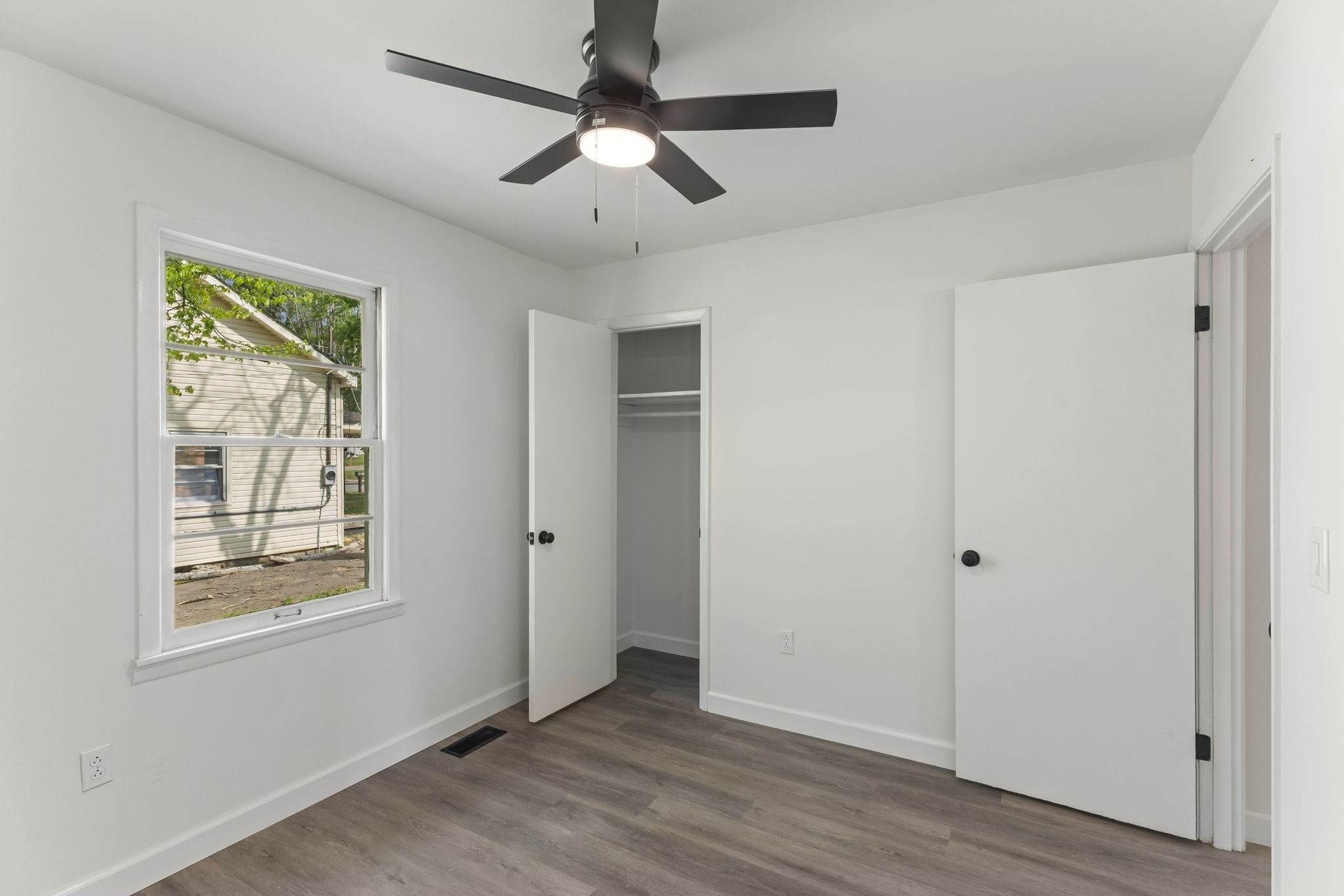 609 E 11th Street Columbia TN 38401