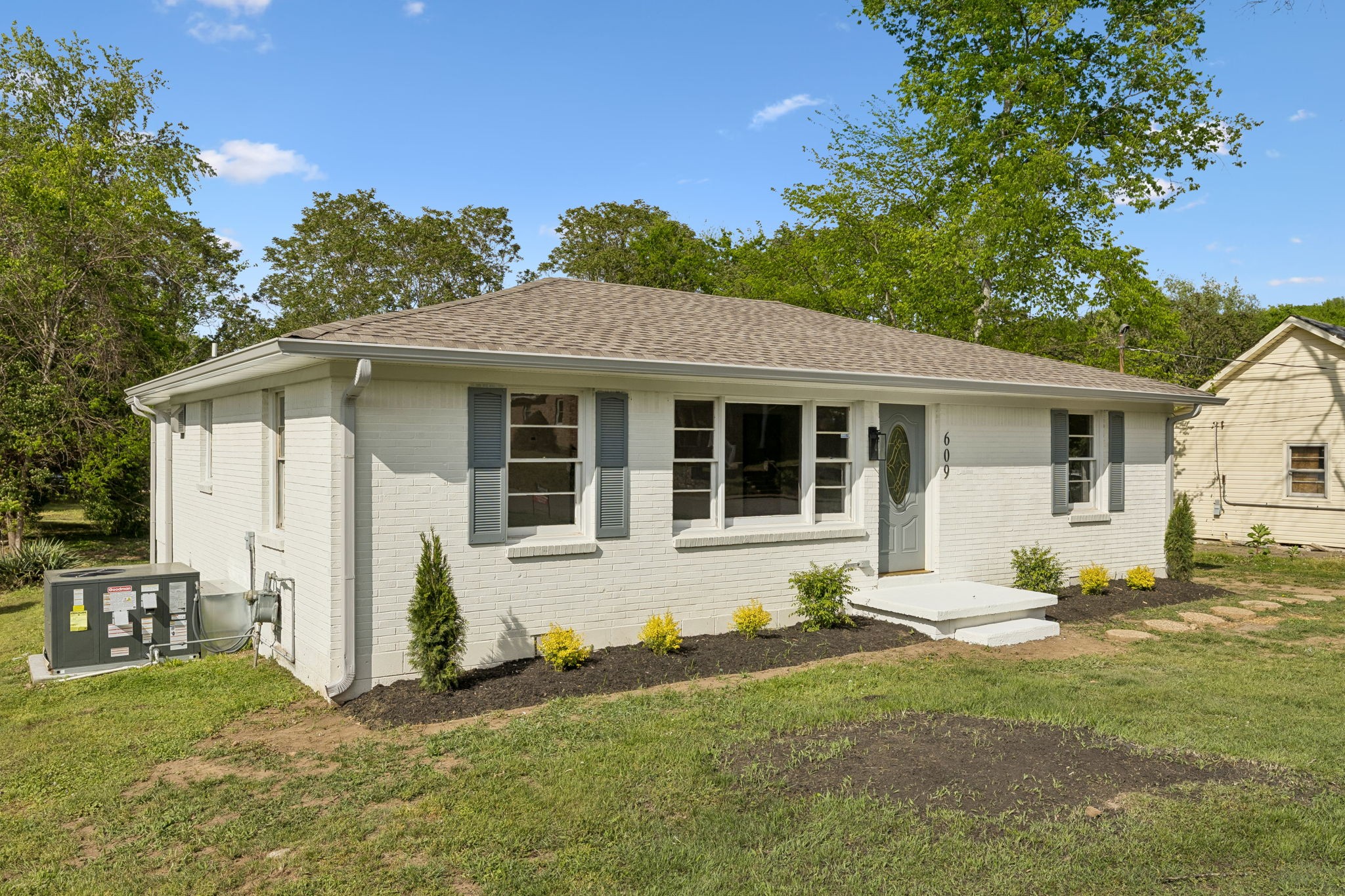 609 E 11th Street Columbia TN 38401