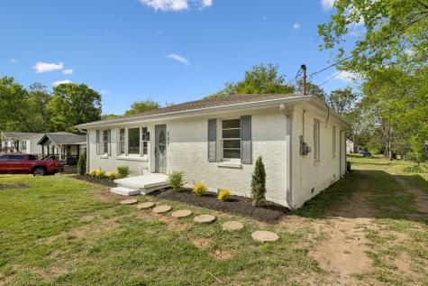 609 E 11th Street Columbia TN 38401