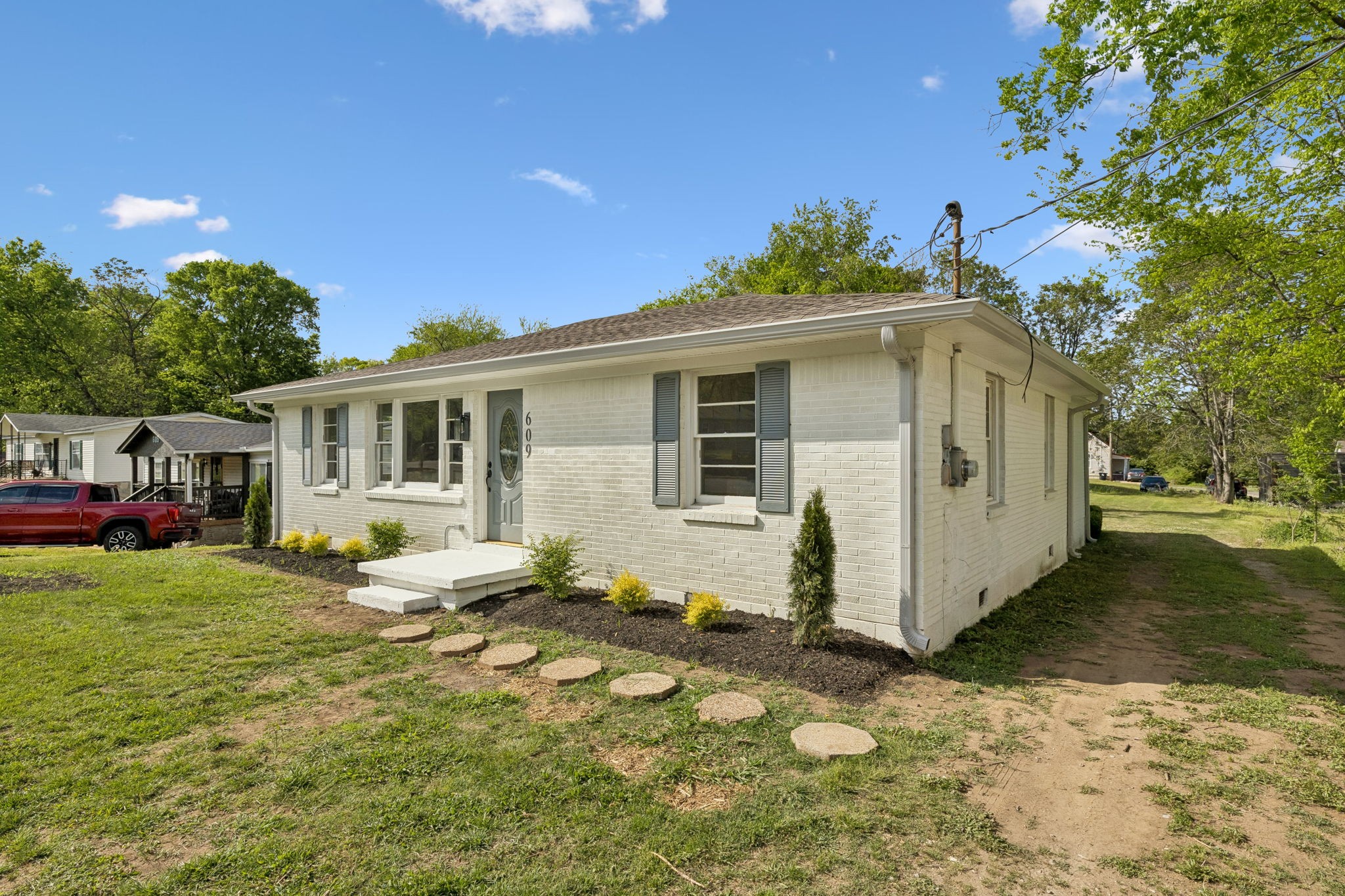 609 E 11th Street Columbia TN 38401