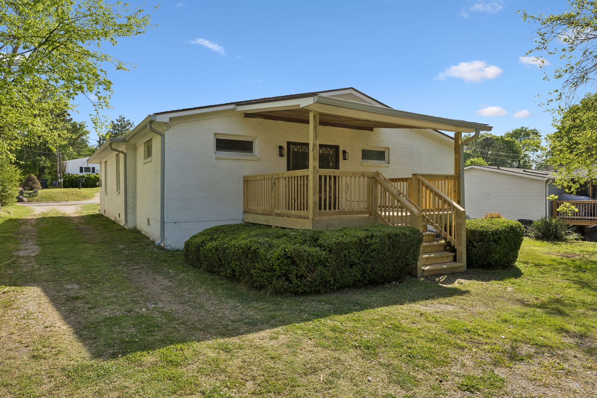 609 E 11th Street Columbia TN 38401