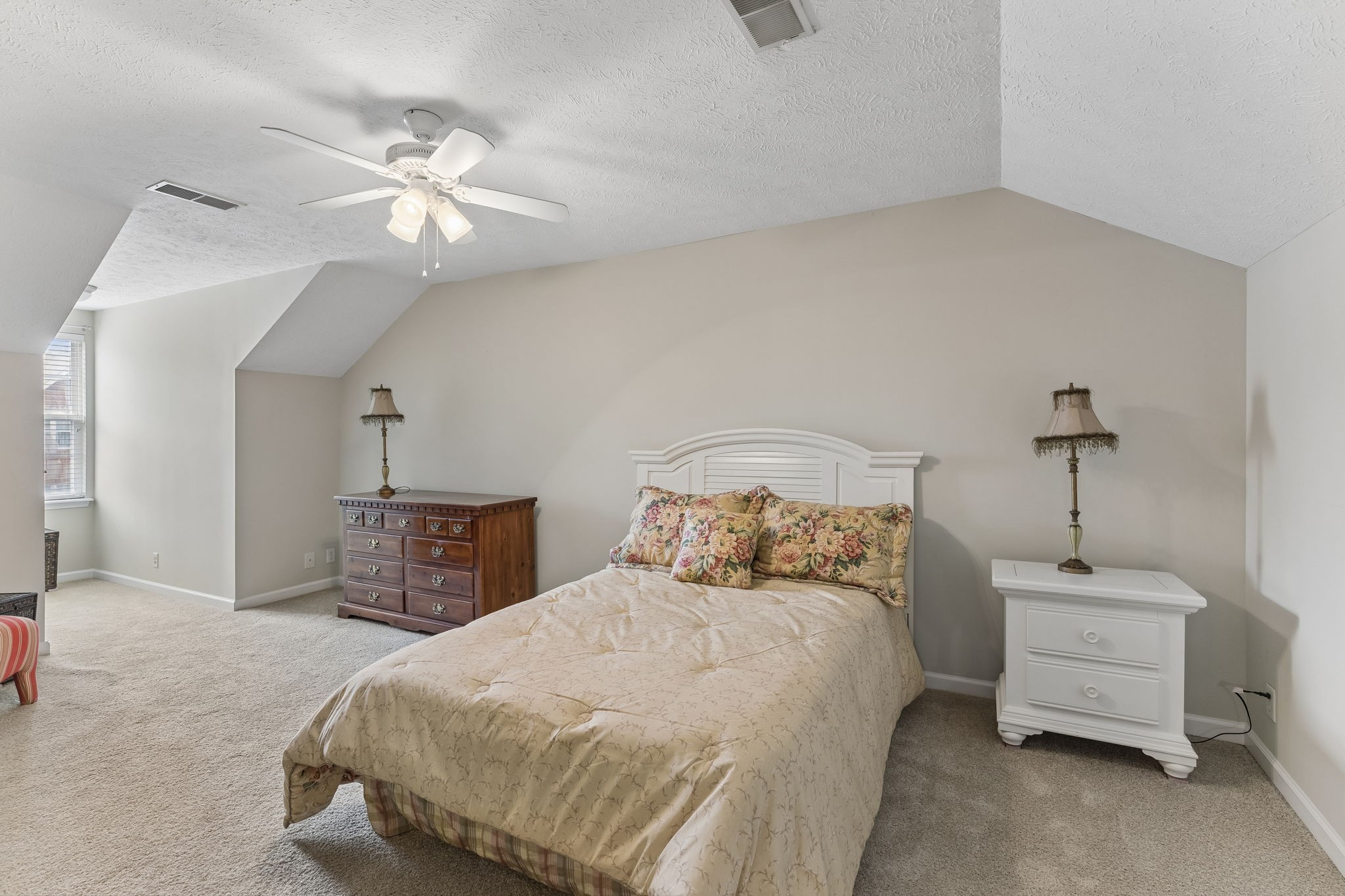2120 Lebanon Pike Nashville TN 37210