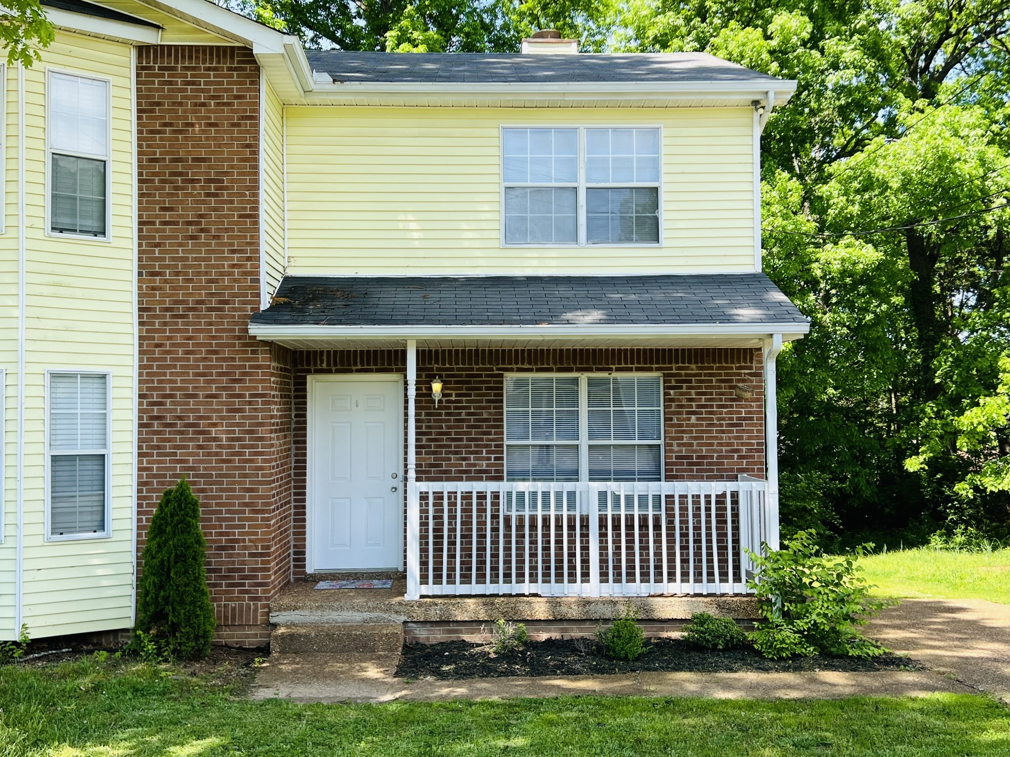 1015 Patio Drive Nashville TN 37214