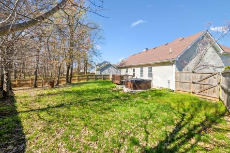 3823 Mcallister Drive Clarksville TN 37042