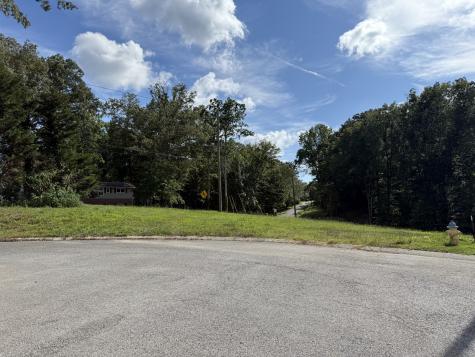 18 Setters Ln, W Tullahoma TN 37388