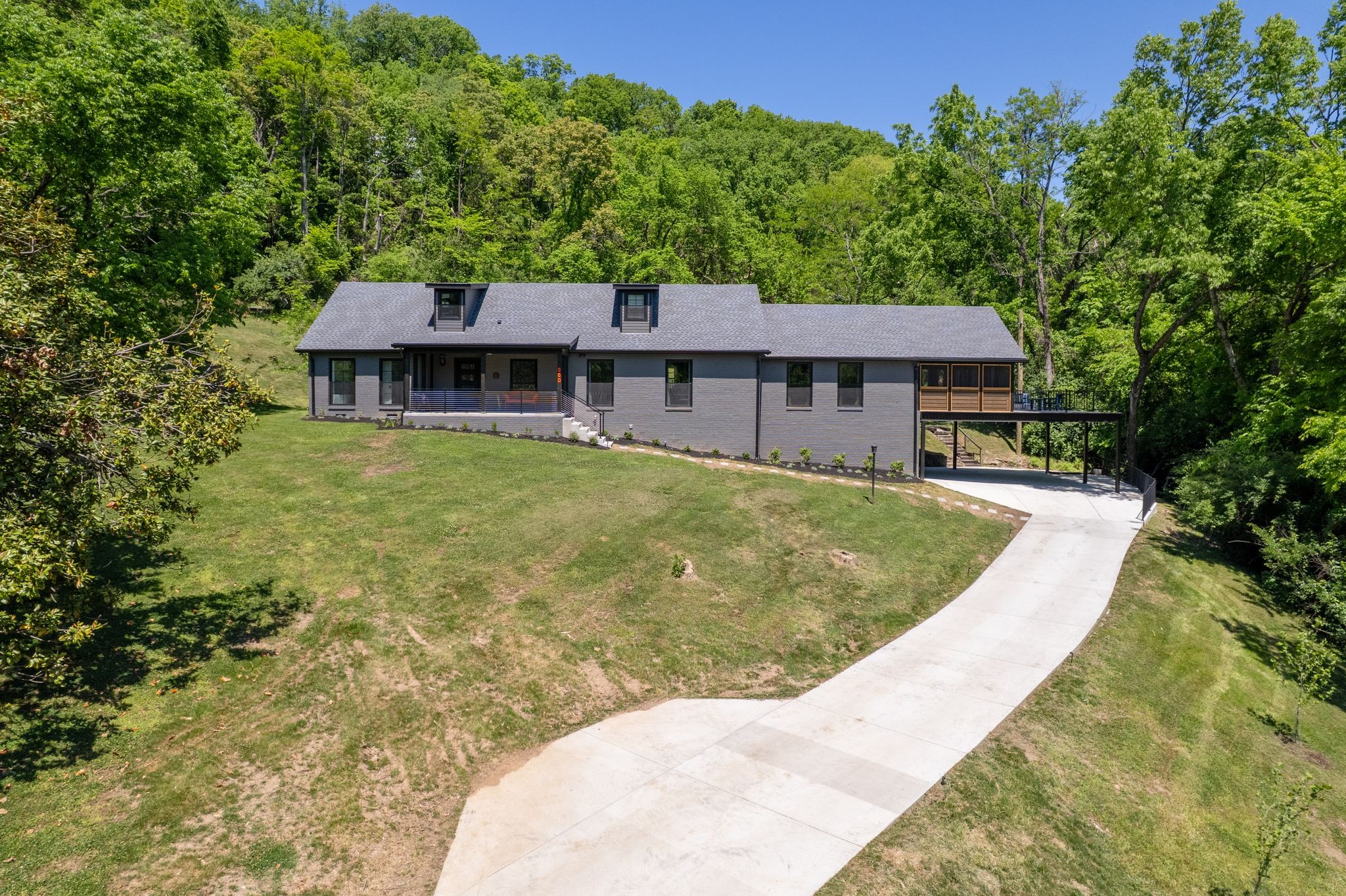 860 Lakemont Drive Nashville TN 37220