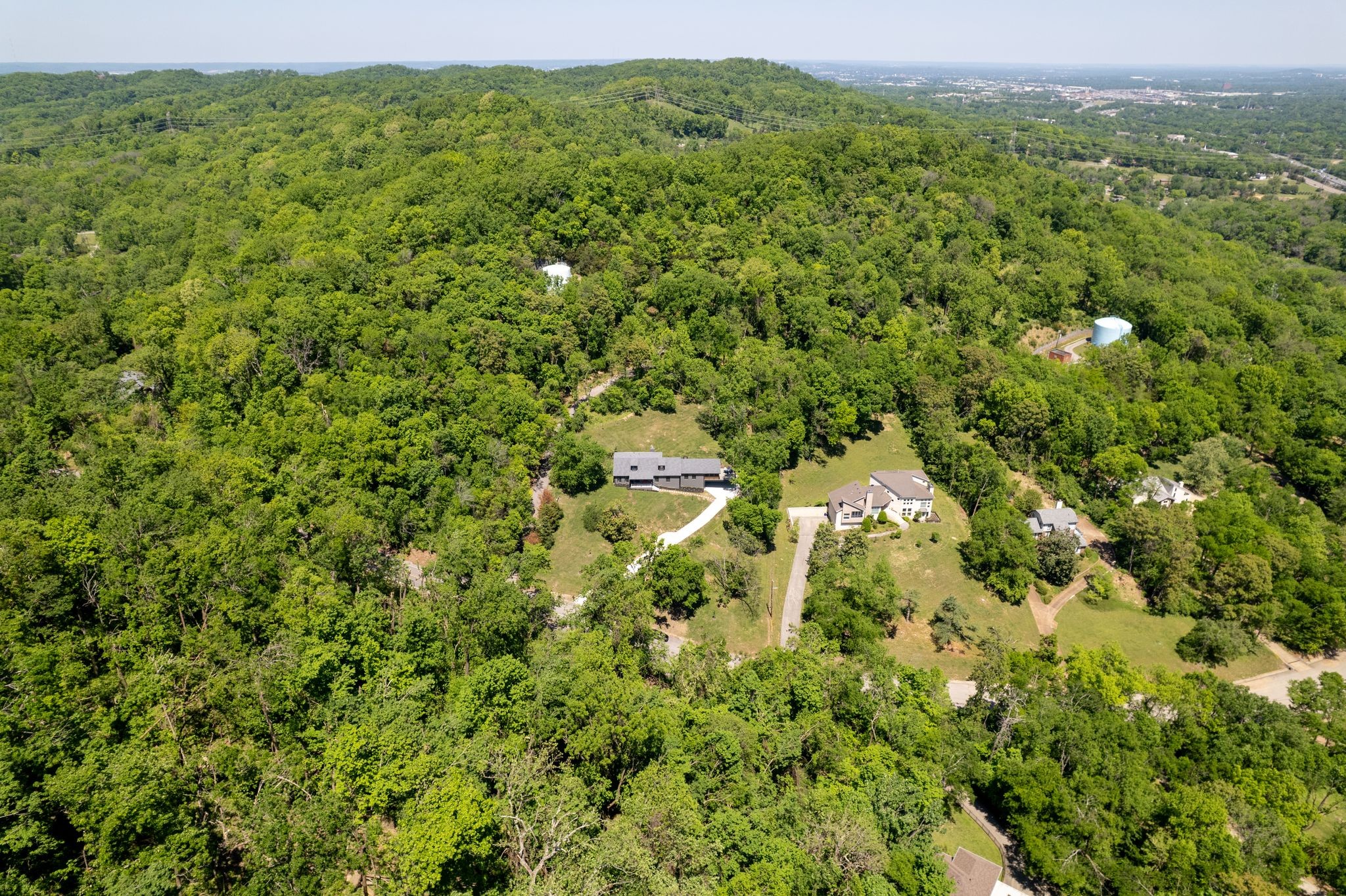 860 Lakemont Drive Nashville TN 37220