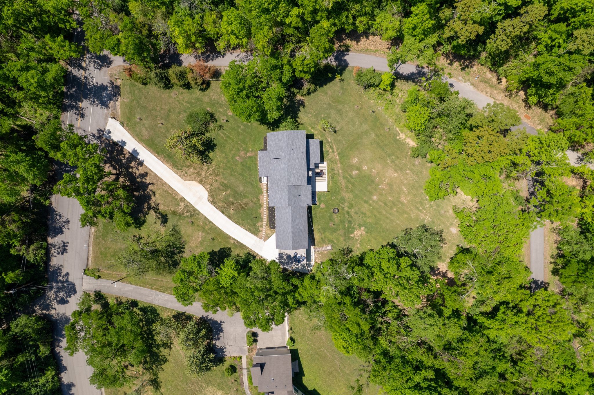 860 Lakemont Drive Nashville TN 37220