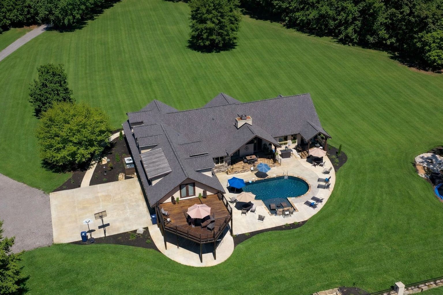 2622 Poplar Knoll Drive Columbia TN 38401