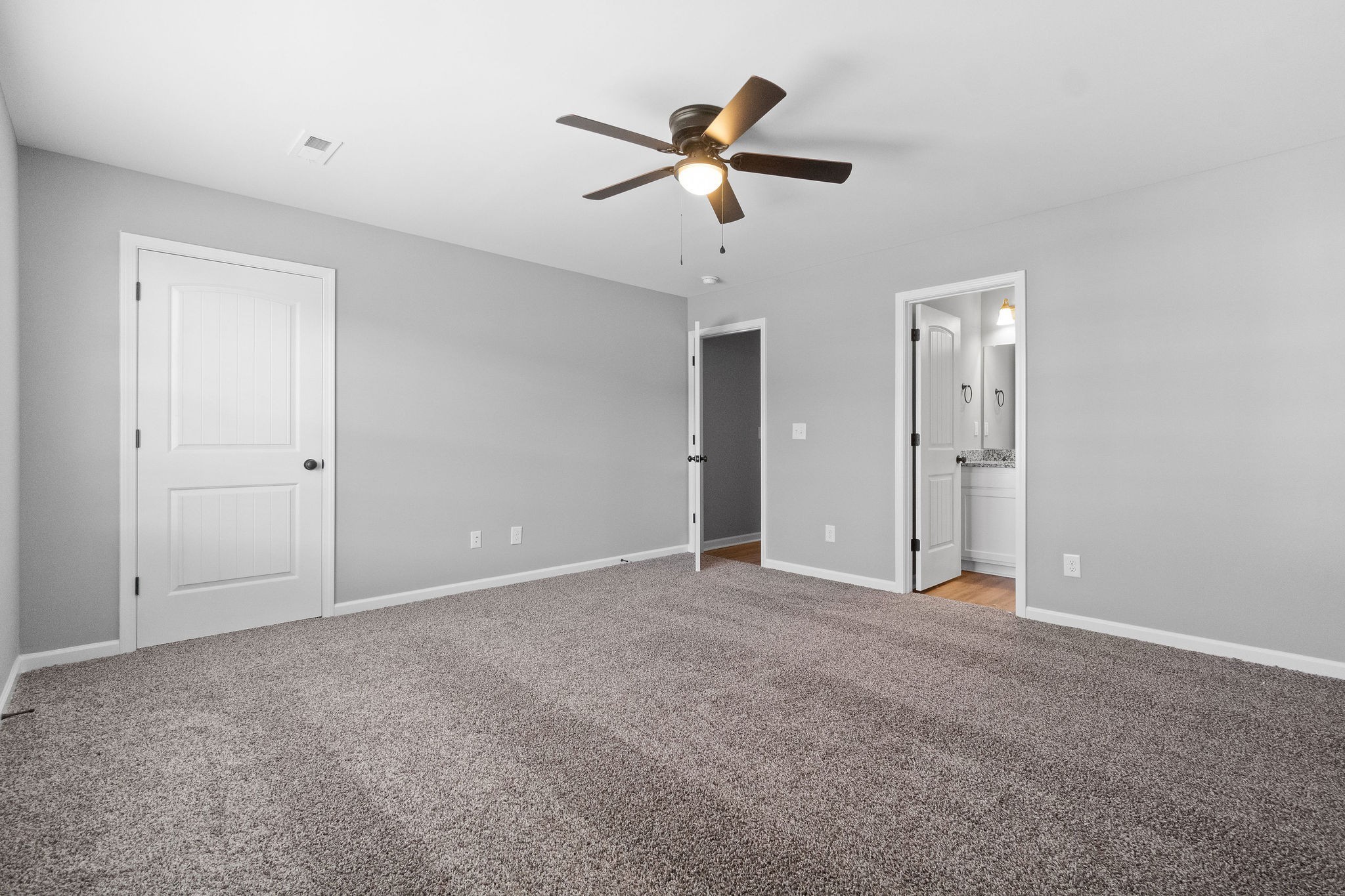 2186 Peachers Mill Road Unit B6 Clarksville TN 37042