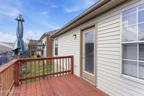 355 Hawthorne Oaks Way Powell TN 37849