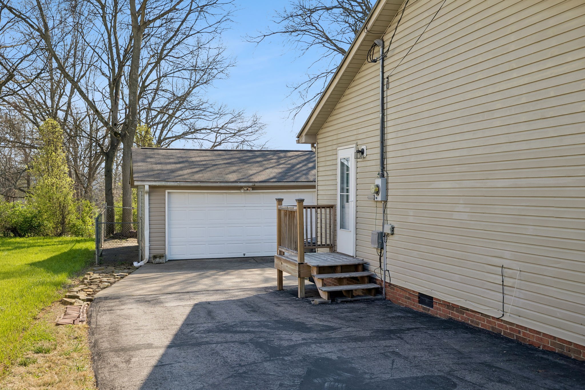 2910 Edge Park Court Columbia TN 38401
