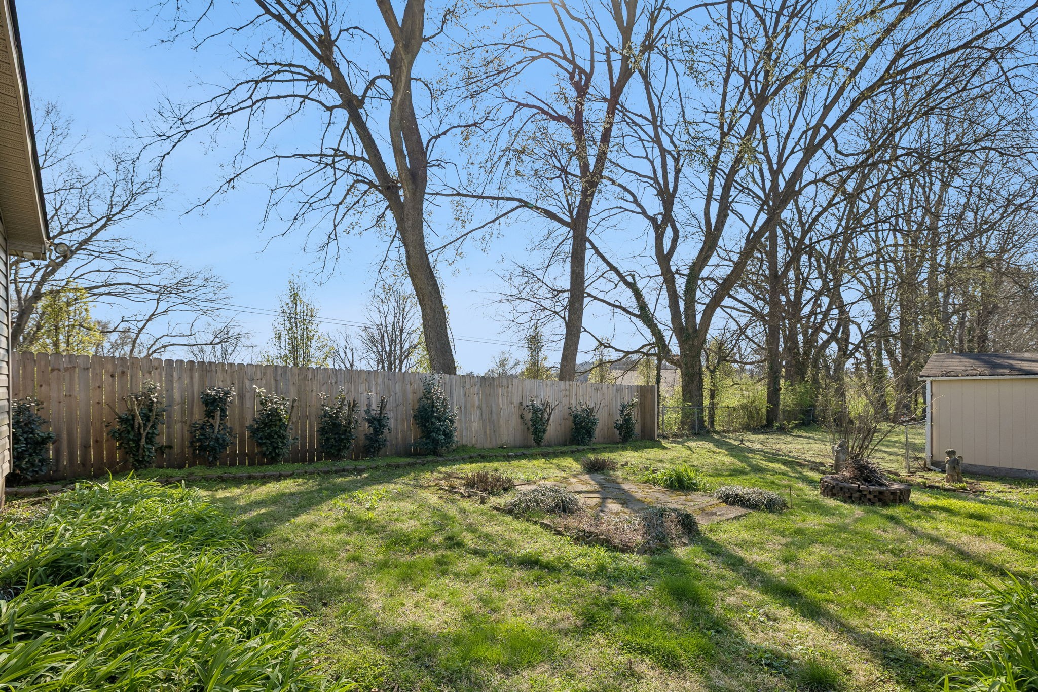 2910 Edge Park Court Columbia TN 38401