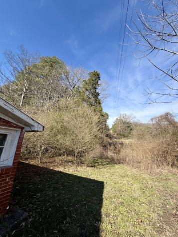 1524 Highway 50 Centerville TN 37033