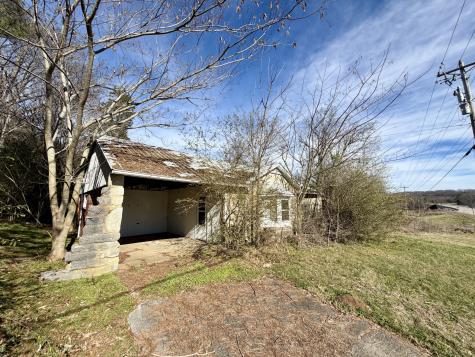 1524 Highway 50 Centerville TN 37033
