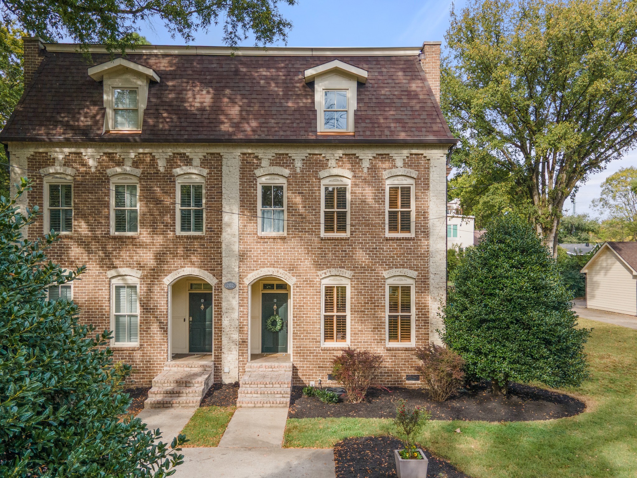2102A Sharondale Drive Nashville TN 37215