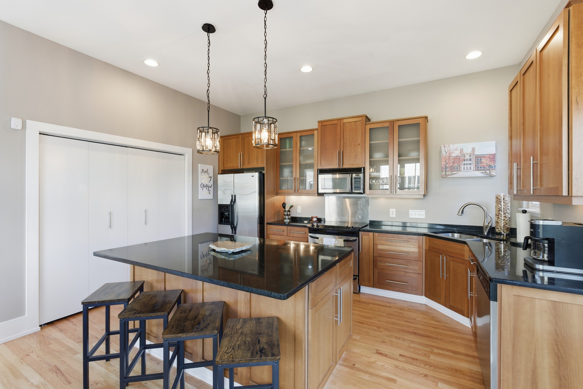2102A Sharondale Drive Nashville TN 37215