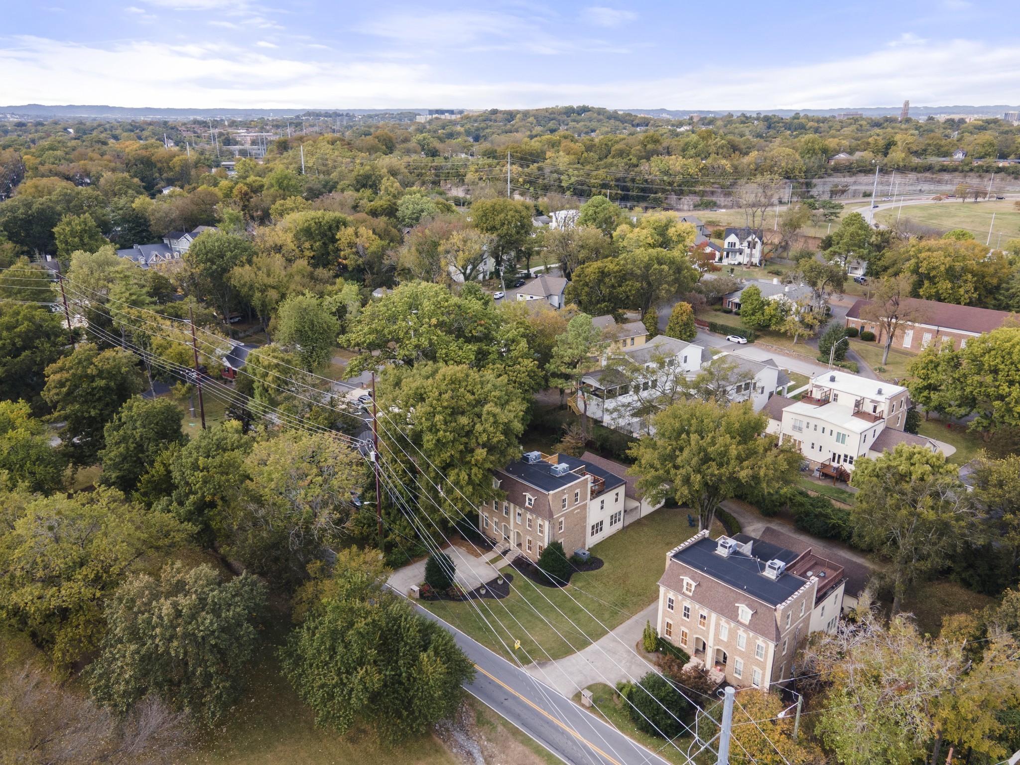 2102A Sharondale Drive Nashville TN 37215