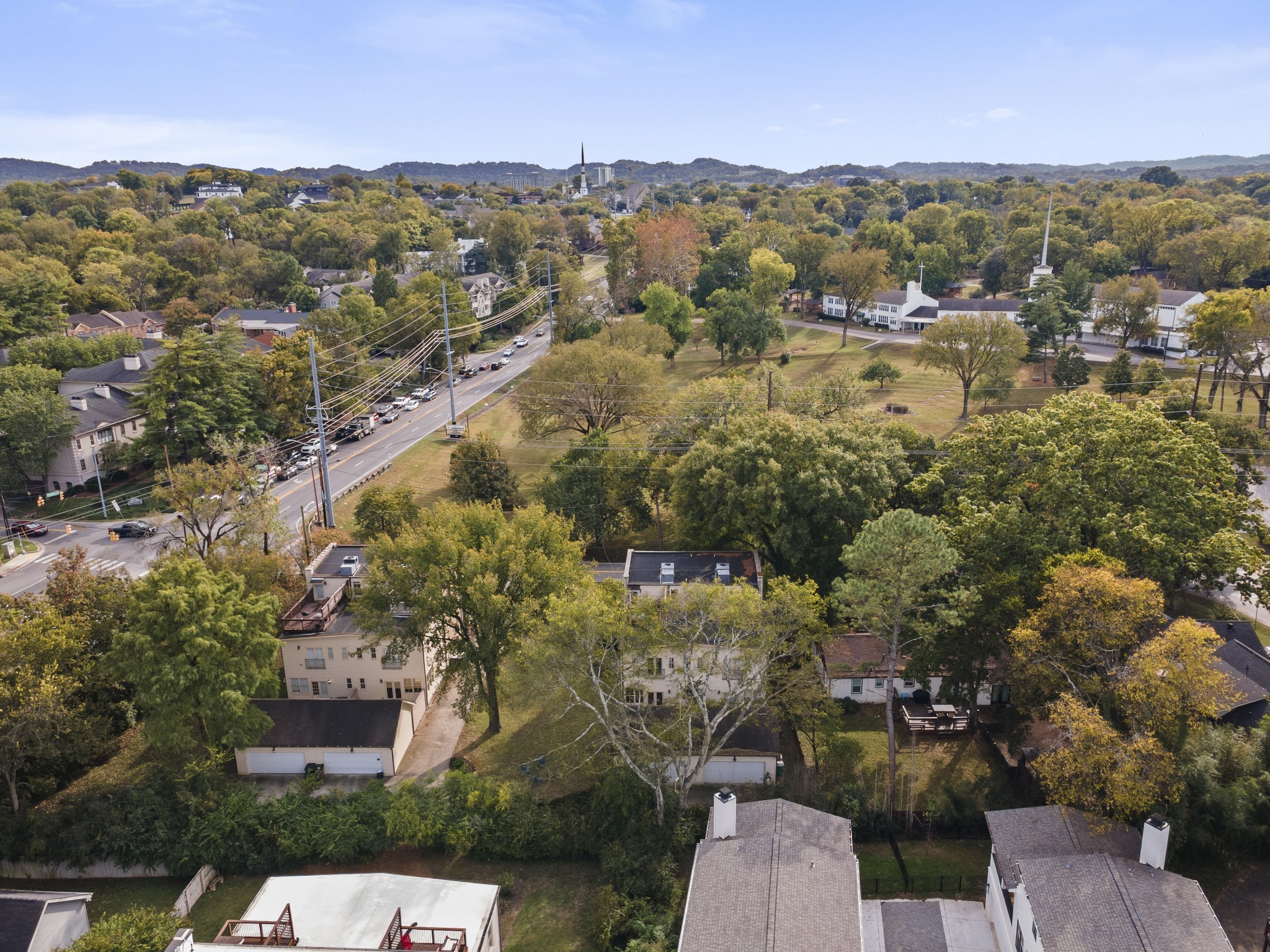 2102A Sharondale Drive Nashville TN 37215
